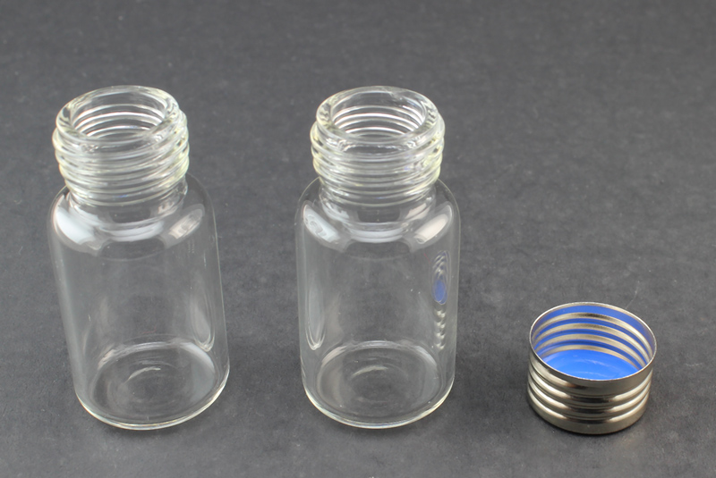 Clear Glass 10ml Screw Top Headspace Vial 23 x 46mm, Flat Bottom, Screw Top w/ 1.5 mm Silicone/ Dark Blue PTFE Septa