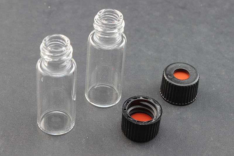 Vial Kit: Clear Glass 2.0ml Silanized Screw Top Standard Opening Vial; Screw Cap, 8 mm Black Polypropylene w/ PTFE/Butyl Rubber Septa