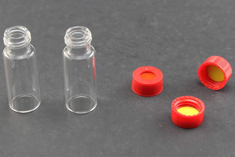 Ultra Vial Kit: 2 mL Screw Top Wide Opening Clear Glass Vials w/ 9 mm Caps & Pre-Inserted Ultra GC/MS/PTFE Septa